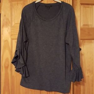 Banana Republic rufflr twist sleeve